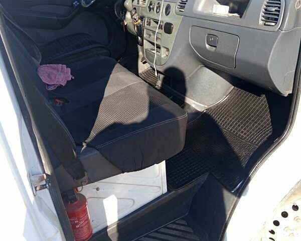 Білий Мерседес Sprinter, об'ємом двигуна 2.7 л та пробігом 1000 тис. км за 10300 $, фото 14 на Automoto.ua