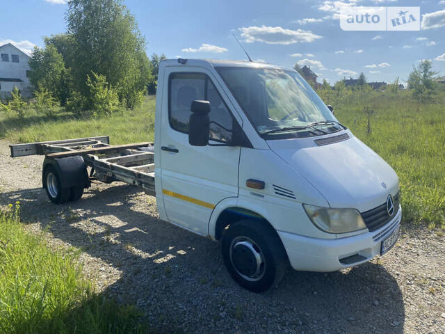 Білий Мерседес Sprinter, об'ємом двигуна 2.15 л та пробігом 450 тис. км за 9550 $, фото 4 на Automoto.ua