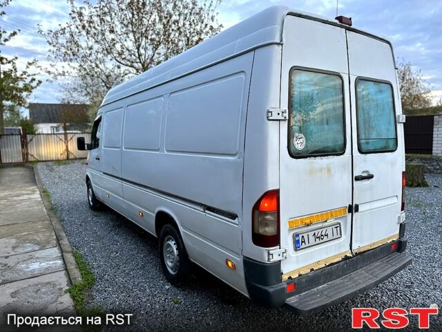 Білий Мерседес Sprinter, об'ємом двигуна 2.1 л та пробігом 750 тис. км за 7000 $, фото 5 на Automoto.ua