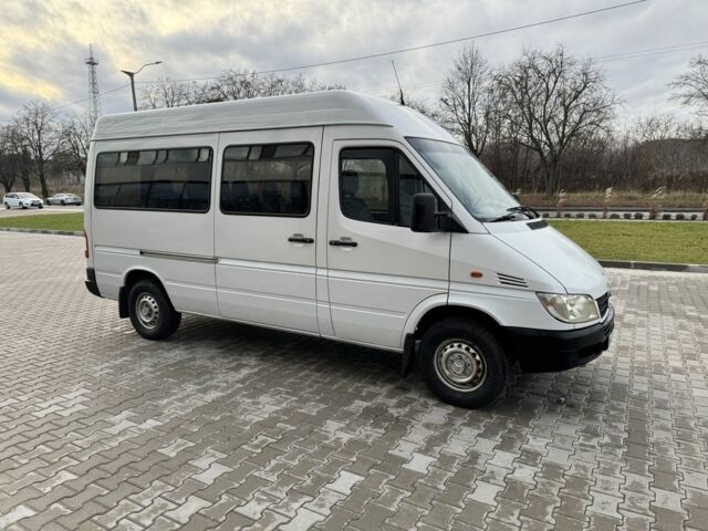 Белый Мерседес Sprinter, объемом двигателя 2.2 л и пробегом 360 тыс. км за 9399 $, фото 11 на Automoto.ua