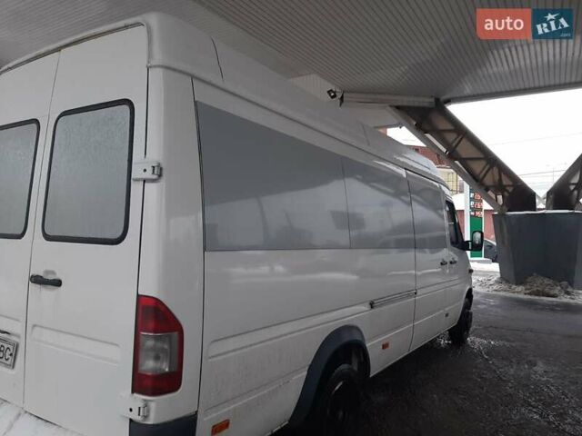 Білий Мерседес Sprinter, об'ємом двигуна 2.7 л та пробігом 450 тис. км за 9500 $, фото 5 на Automoto.ua