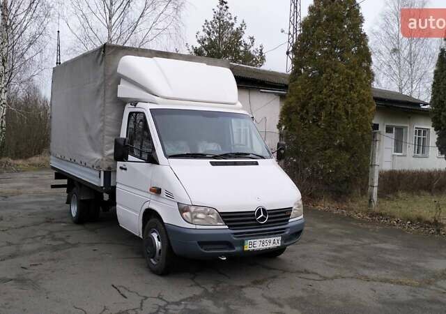 Белый Мерседес Sprinter, объемом двигателя 2.7 л и пробегом 326 тыс. км за 13500 $, фото 1 на Automoto.ua