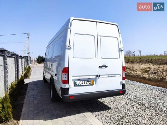 Белый Мерседес Sprinter, объемом двигателя 0 л и пробегом 260 тыс. км за 23900 $, фото 10 на Automoto.ua
