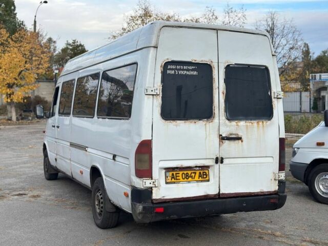 Білий Мерседес Sprinter, об'ємом двигуна 2.2 л та пробігом 300 тис. км за 3699 $, фото 4 на Automoto.ua