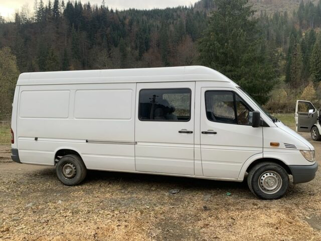 Білий Мерседес Sprinter, об'ємом двигуна 2.7 л та пробігом 374 тис. км за 9450 $, фото 5 на Automoto.ua