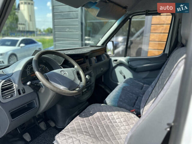 Белый Мерседес Sprinter, объемом двигателя 2.15 л и пробегом 550 тыс. км за 4600 $, фото 11 на Automoto.ua