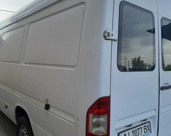 Белый Мерседес Sprinter, объемом двигателя 2.15 л и пробегом 740 тыс. км за 7000 $, фото 11 на Automoto.ua