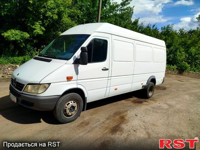 Белый Мерседес Sprinter, объемом двигателя 2.7 л и пробегом 0 тыс. км за 13200 $, фото 2 на Automoto.ua