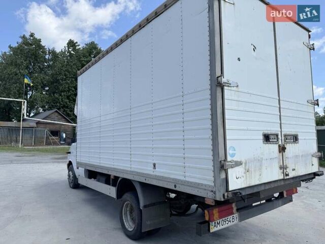 Білий Мерседес Sprinter, об'ємом двигуна 2.7 л та пробігом 557 тис. км за 17100 $, фото 4 на Automoto.ua