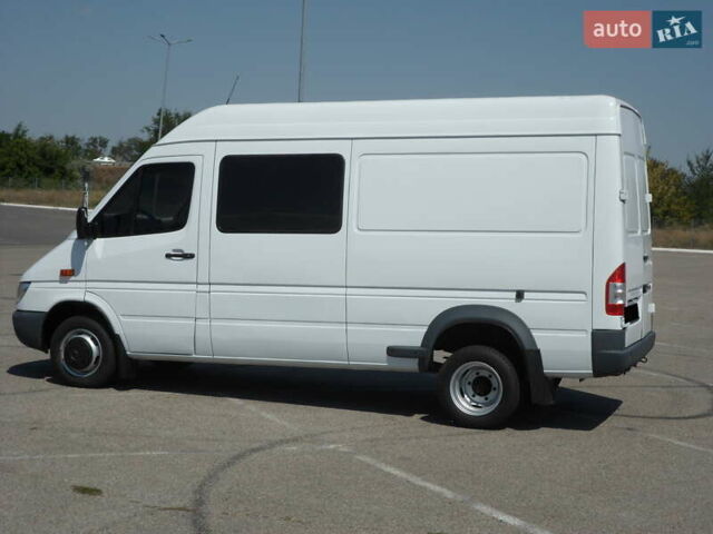 Белый Мерседес Sprinter, объемом двигателя 2.15 л и пробегом 658 тыс. км за 13900 $, фото 22 на Automoto.ua