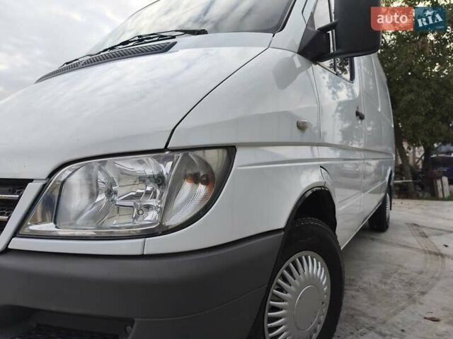 Білий Мерседес Sprinter, об'ємом двигуна 2.1 л та пробігом 536 тис. км за 7400 $, фото 28 на Automoto.ua