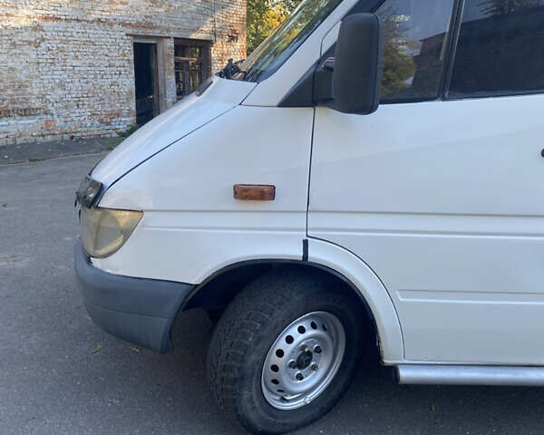 Білий Мерседес Sprinter, об'ємом двигуна 2.15 л та пробігом 358 тис. км за 11450 $, фото 9 на Automoto.ua