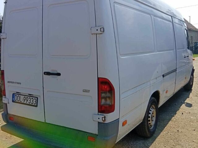 Білий Мерседес Sprinter, об'ємом двигуна 2.2 л та пробігом 30 тис. км за 4650 $, фото 4 на Automoto.ua