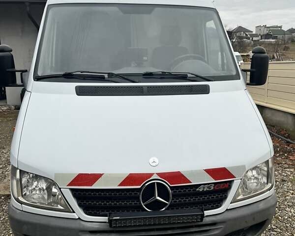 Белый Мерседес Sprinter, объемом двигателя 2.15 л и пробегом 157 тыс. км за 15600 $, фото 5 на Automoto.ua