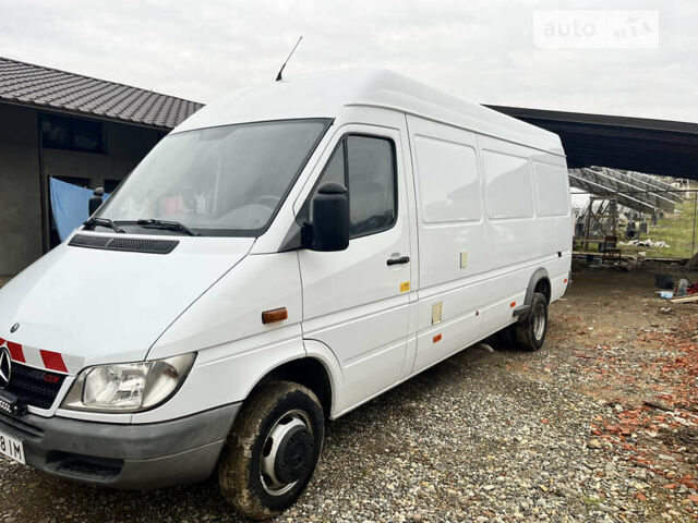 Белый Мерседес Sprinter, объемом двигателя 2.15 л и пробегом 157 тыс. км за 15600 $, фото 77 на Automoto.ua