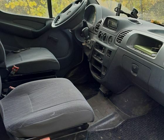 Білий Мерседес Sprinter, об'ємом двигуна 3 л та пробігом 264 тис. км за 3400 $, фото 9 на Automoto.ua