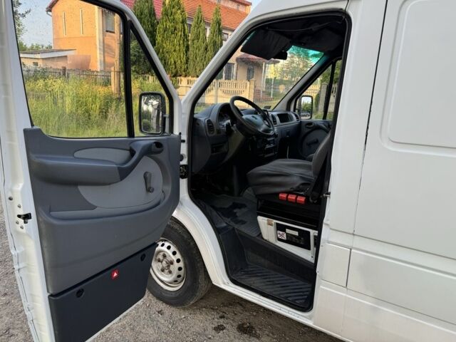 Білий Мерседес Sprinter, об'ємом двигуна 2.2 л та пробігом 559 тис. км за 3900 $, фото 10 на Automoto.ua
