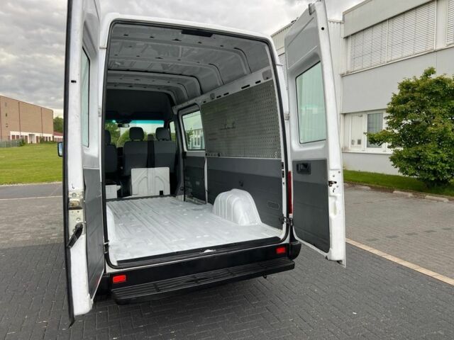Белый Мерседес Sprinter, объемом двигателя 2.2 л и пробегом 450 тыс. км за 2900 $, фото 9 на Automoto.ua