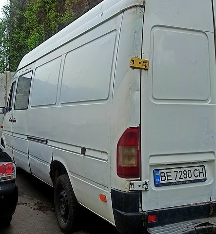 Білий Мерседес Sprinter, об'ємом двигуна 2.2 л та пробігом 1 тис. км за 6000 $, фото 7 на Automoto.ua