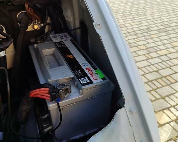 Белый Мерседес Sprinter, объемом двигателя 2.15 л и пробегом 109 тыс. км за 14999 $, фото 13 на Automoto.ua