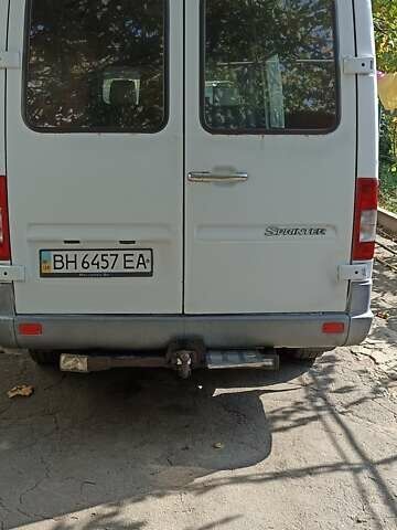 Белый Мерседес Sprinter, объемом двигателя 2.2 л и пробегом 408 тыс. км за 8500 $, фото 6 на Automoto.ua