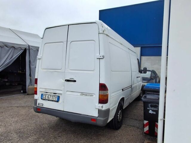 Белый Мерседес Sprinter, объемом двигателя 2 л и пробегом 371 тыс. км за 4100 $, фото 3 на Automoto.ua