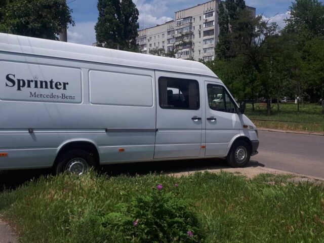 Білий Мерседес Sprinter, об'ємом двигуна 2.2 л та пробігом 500 тис. км за 10000 $, фото 20 на Automoto.ua