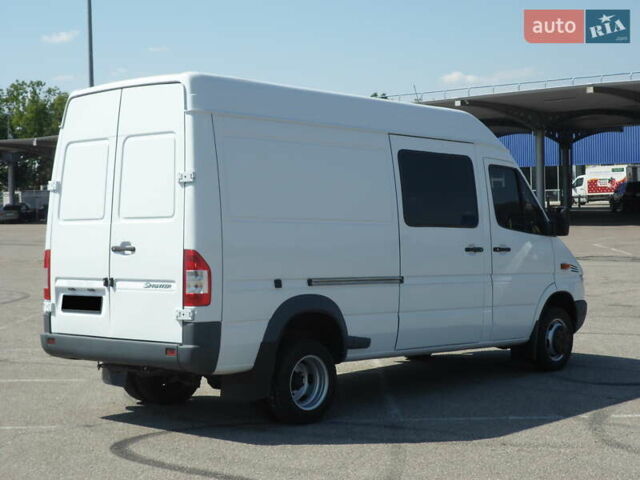 Белый Мерседес Sprinter, объемом двигателя 2.15 л и пробегом 658 тыс. км за 13900 $, фото 17 на Automoto.ua