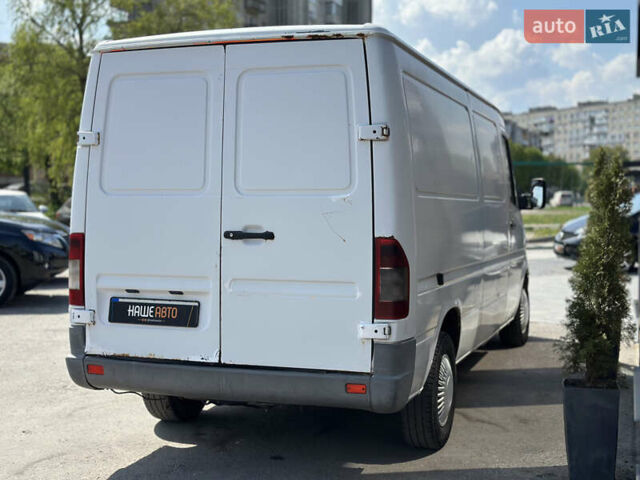 Белый Мерседес Sprinter, объемом двигателя 2.15 л и пробегом 550 тыс. км за 4600 $, фото 8 на Automoto.ua