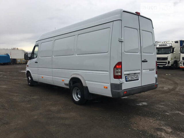 Белый Мерседес Sprinter, объемом двигателя 0 л и пробегом 227 тыс. км за 19800 $, фото 9 на Automoto.ua