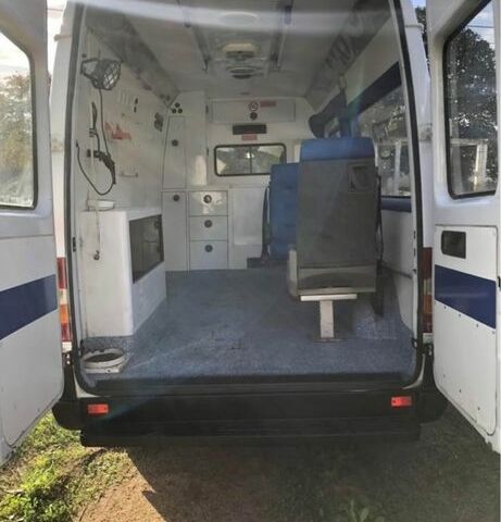 Белый Мерседес Sprinter, объемом двигателя 2.7 л и пробегом 500 тыс. км за 5809 $, фото 6 на Automoto.ua