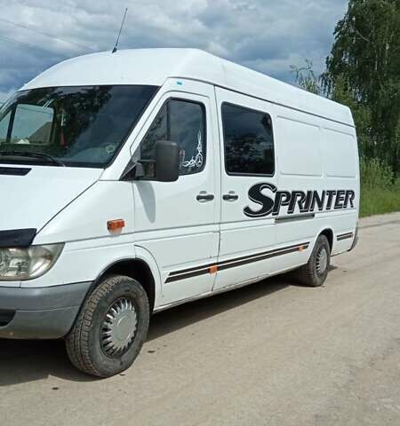Білий Мерседес Sprinter, об'ємом двигуна 2.2 л та пробігом 1000 тис. км за 8300 $, фото 2 на Automoto.ua