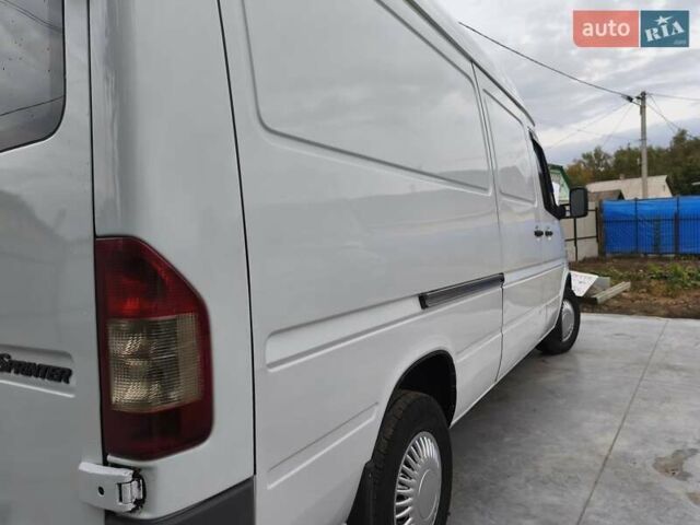 Білий Мерседес Sprinter, об'ємом двигуна 2.1 л та пробігом 536 тис. км за 7400 $, фото 30 на Automoto.ua