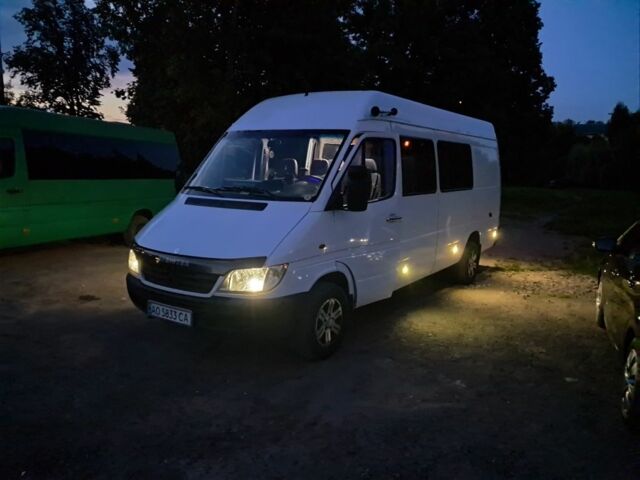 Білий Мерседес Sprinter, об'ємом двигуна 2.1 л та пробігом 730 тис. км за 10500 $, фото 3 на Automoto.ua