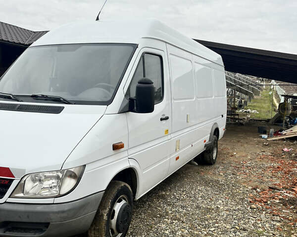 Белый Мерседес Sprinter, объемом двигателя 2.15 л и пробегом 157 тыс. км за 15600 $, фото 78 на Automoto.ua