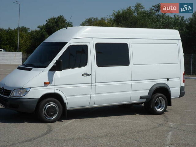 Белый Мерседес Sprinter, объемом двигателя 2.15 л и пробегом 658 тыс. км за 13900 $, фото 24 на Automoto.ua