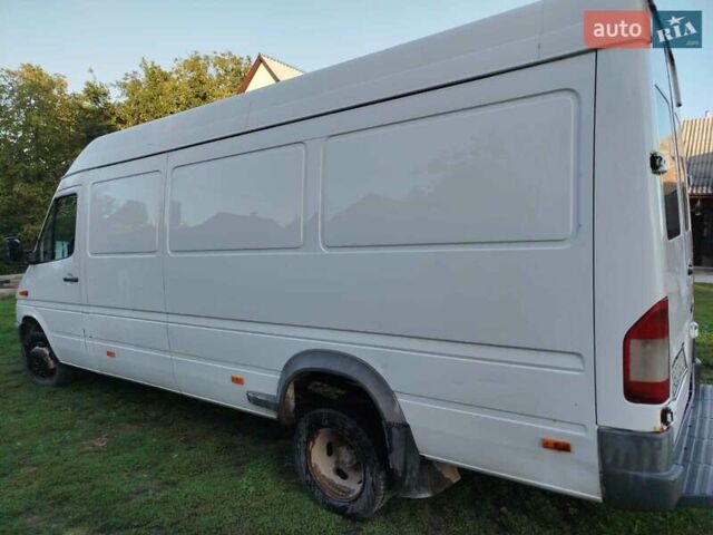 Білий Мерседес Sprinter, об'ємом двигуна 2.7 л та пробігом 378 тис. км за 12500 $, фото 4 на Automoto.ua