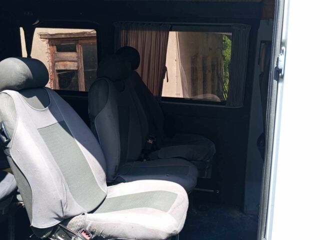 Білий Мерседес Sprinter, об'ємом двигуна 2.1 л та пробігом 700 тис. км за 3500 $, фото 2 на Automoto.ua