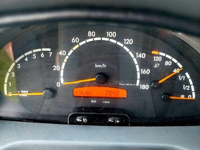 Білий Мерседес Sprinter, об'ємом двигуна 2.7 л та пробігом 378 тис. км за 12500 $, фото 7 на Automoto.ua