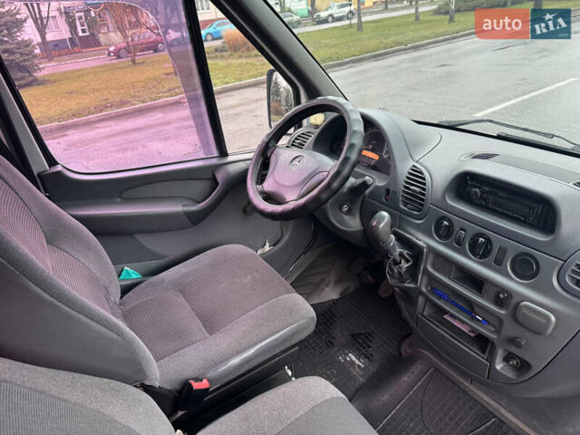 Белый Мерседес Sprinter, объемом двигателя 2.2 л и пробегом 650 тыс. км за 9700 $, фото 5 на Automoto.ua