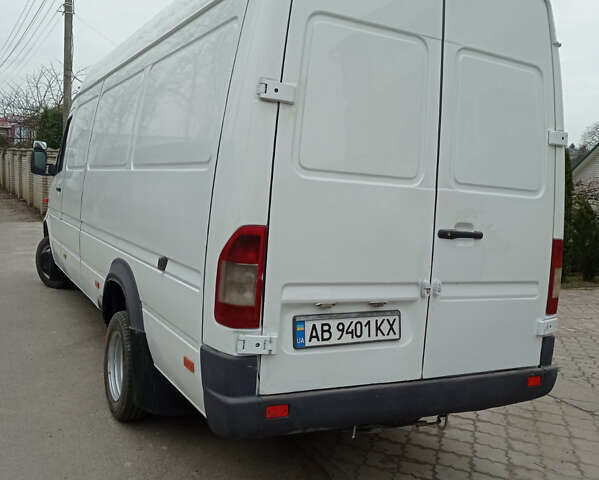 Белый Мерседес Sprinter, объемом двигателя 2.69 л и пробегом 518 тыс. км за 13200 $, фото 15 на Automoto.ua