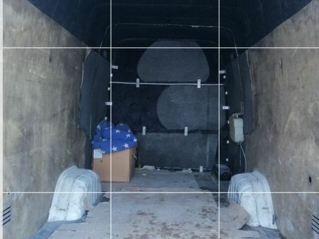 Білий Мерседес Sprinter, об'ємом двигуна 2.2 л та пробігом 580 тис. км за 10000 $, фото 1 на Automoto.ua