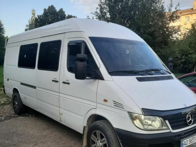 Білий Мерседес Sprinter, об'ємом двигуна 2.1 л та пробігом 730 тис. км за 10500 $, фото 1 на Automoto.ua