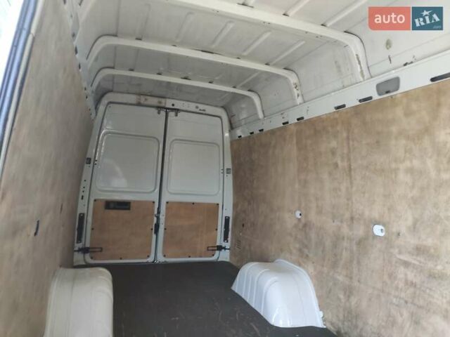 Белый Мерседес Sprinter, объемом двигателя 0 л и пробегом 260 тыс. км за 23900 $, фото 25 на Automoto.ua