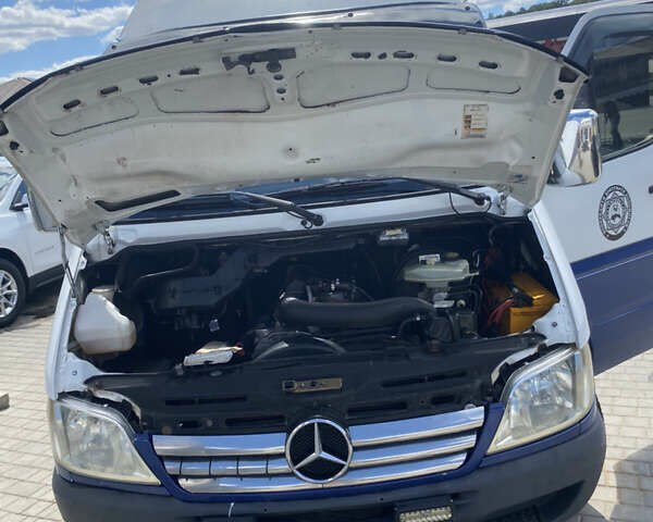 Білий Мерседес Sprinter, об'ємом двигуна 2.15 л та пробігом 550 тис. км за 7000 $, фото 7 на Automoto.ua