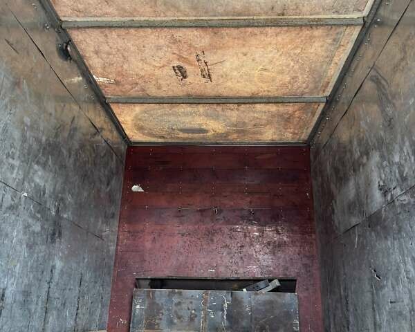 Білий Мерседес Sprinter, об'ємом двигуна 2.7 л та пробігом 557 тис. км за 17100 $, фото 11 на Automoto.ua