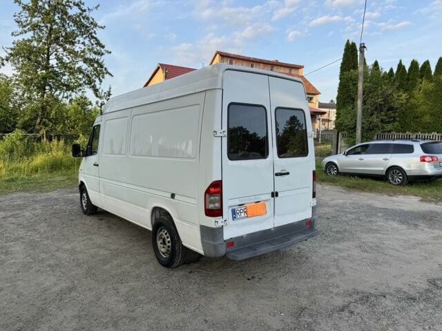 Білий Мерседес Sprinter, об'ємом двигуна 2.2 л та пробігом 559 тис. км за 3900 $, фото 3 на Automoto.ua