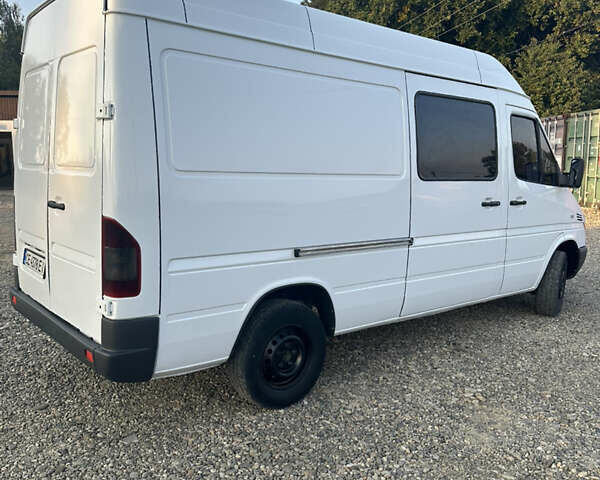 Білий Мерседес Sprinter, об'ємом двигуна 2.15 л та пробігом 500 тис. км за 9000 $, фото 10 на Automoto.ua