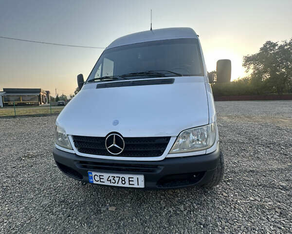 Білий Мерседес Sprinter, об'ємом двигуна 2.15 л та пробігом 500 тис. км за 9000 $, фото 4 на Automoto.ua