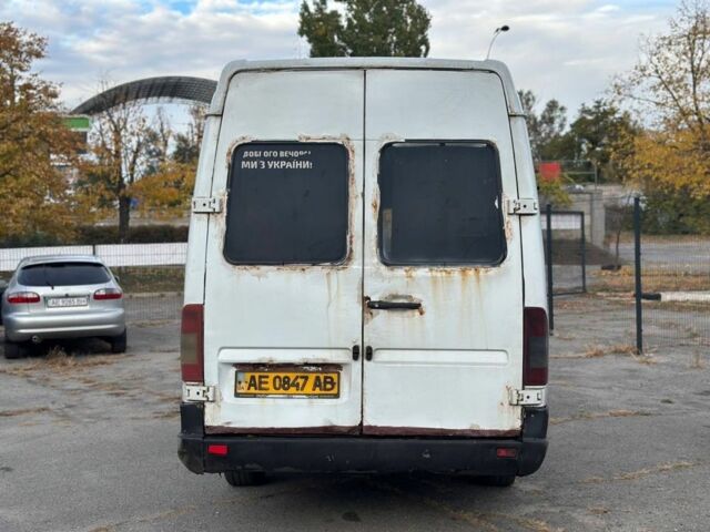 Білий Мерседес Sprinter, об'ємом двигуна 2.2 л та пробігом 300 тис. км за 3699 $, фото 3 на Automoto.ua